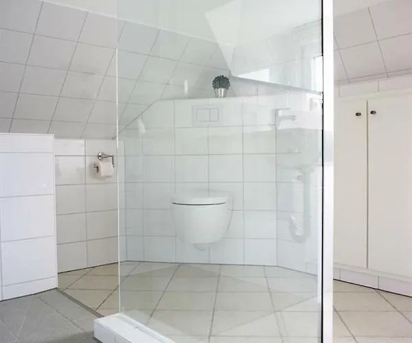 Strandmuschel 公寓 Böhl